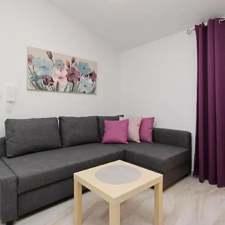 Ferienwohnung In Mit Eigenem Balkon - B59609 *