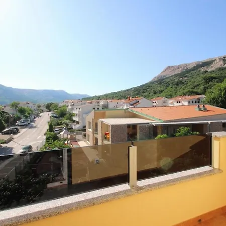In Mit Eigenem Balkon Apartman *
