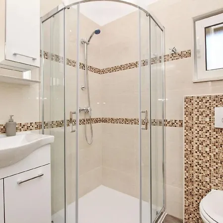 Apartman In Mit Eigenem Balkon *
