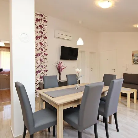 Ferienwohnung In Mit Eigenem Balkon - B59609 Baska (Krk)