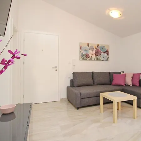 Apartman In Mit Eigenem Balkon