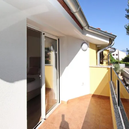 Apartman In Mit Eigenem Balkon Baška